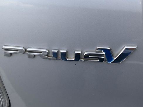Used 2012 Toyota Prius V Five FWD image 44