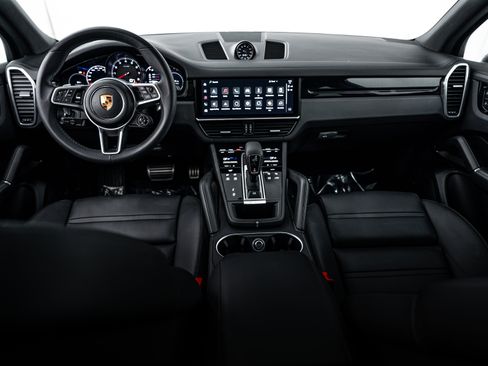 Certified 2022 Porsche Cayenne S image 12