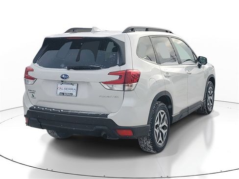 Certified 2022 Subaru Forester Premium image 4