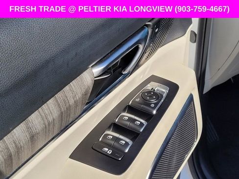 Used 2025 Kia Telluride SX FWD image 17