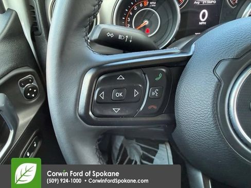 Used 2018 Jeep Wrangler Sport AWD/4WD image 21