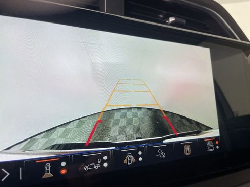 New 2025 GMC Sierra 2500 Denali w/ Denali Reserve Package image 15