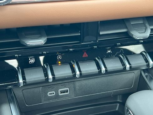 New 2026 GMC Canyon AT4 w/ Technology Plus Package image 17