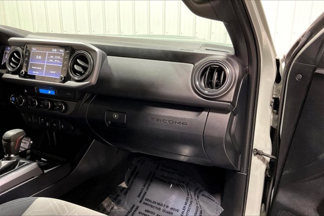 Certified 2023 Toyota Tacoma TRD Sport w/ Technology Package AWD/4WD image 17