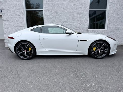 Used 2017 Jaguar F-TYPE R AWD/4WD image 31