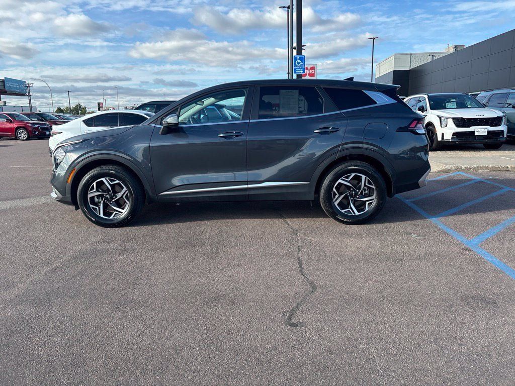 Used 2023 Kia Sportage LX AWD/4WD image 8