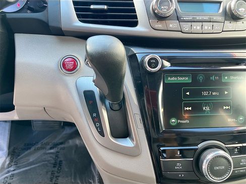 Used 2016 Honda Odyssey EX-L image 16