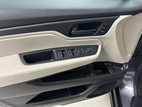 Used 2025 Honda Odyssey EX-L image 17