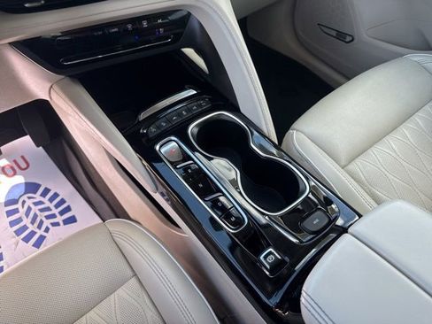 Used 2023 Buick Envision Avenir AWD/4WD image 25