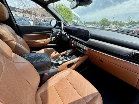 Used 2024 Kia Telluride SX X-Line AWD/4WD image 15
