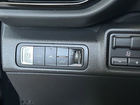 Used 2024 Chevrolet Silverado EV RST AWD/4WD image 34
