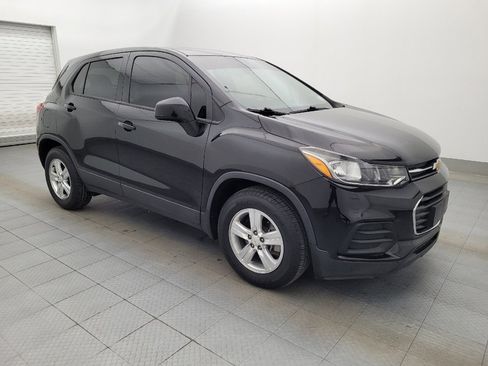 Used 2021 Chevrolet Trax LS w/ Tint and Cruise Package image 11
