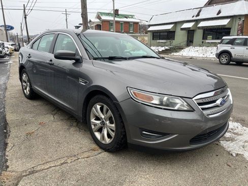 Used 2012 Ford Taurus SEL image 1