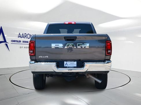 Used 2025 RAM 2500 Big Horn AWD/4WD image 3