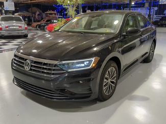 Used 2019 Volkswagen Jetta SEL w/ Cold Weather Package FWD video 1