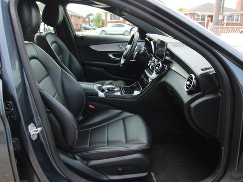 Used 2016 Mercedes-Benz C 300 4MATIC Sedan w/ Multimedia Package image 10