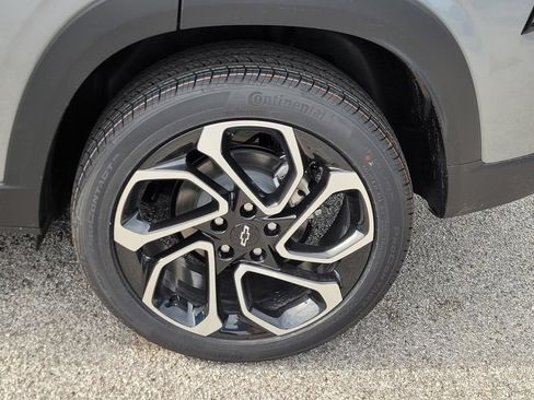 New 2026 Chevrolet Trax RS w/ Driver Confidence Package FWD image 4