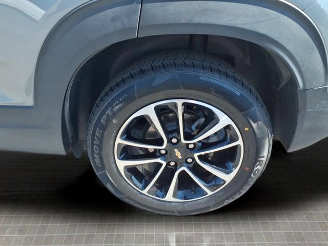 Used 2024 Chevrolet TrailBlazer LT FWD image 13
