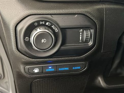 Used 2023 Jeep Wrangler Unlimited w/ Cold Weather Group AWD/4WD image 18