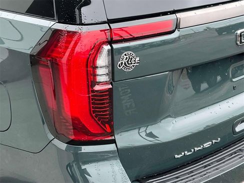 Certified 2026 GMC Yukon AT4 Ultimate w/ LPO, Illumination Package image 10