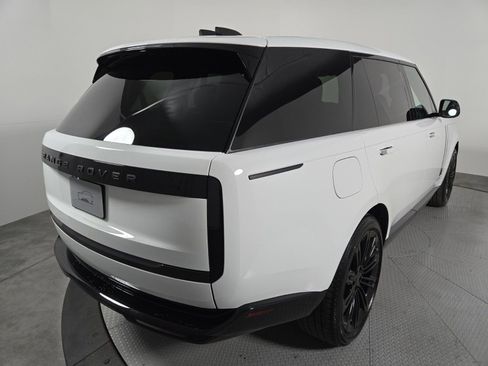 New 2026 Land Rover Range Rover Long Wheelbase SE AWD/4WD image 2