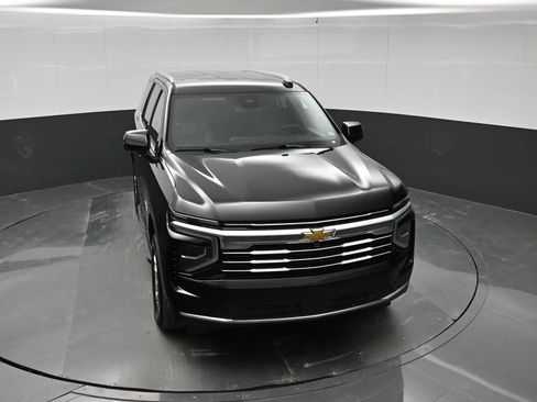 Used 2025 Chevrolet Tahoe LT AWD/4WD image 30