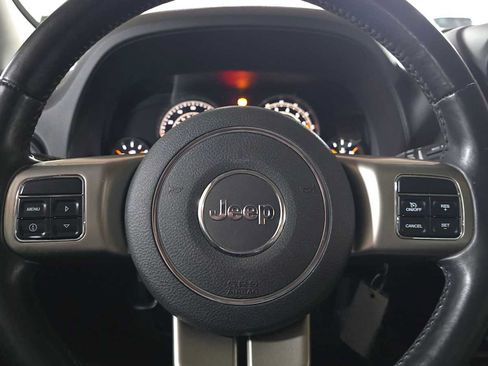 Used 2015 Jeep Patriot High Altitude AWD/4WD image 25