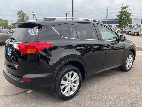 Used 2015 Toyota RAV4 Limited w/ Technology Package AWD/4WD image 7