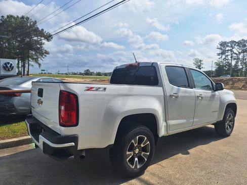 Used 2016 Chevrolet Colorado Z71 AWD/4WD image 5
