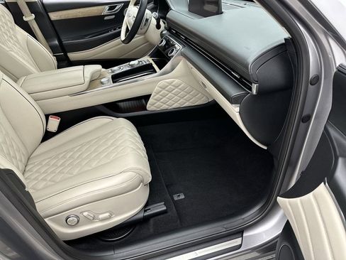 Used 2023 Genesis GV80 3.5T w/ Prestige Package image 25