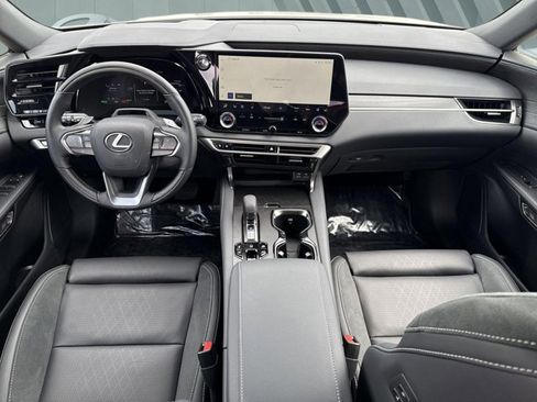 Certified 2026 Lexus RX 450h AWD w/ Convenience Package image 11