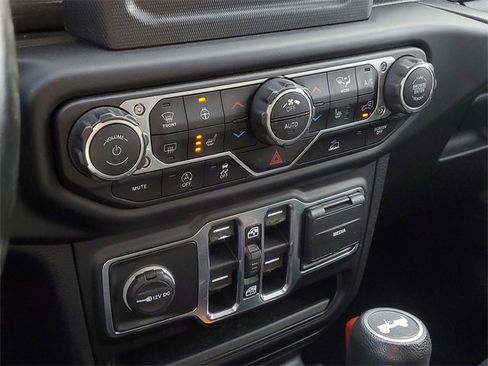 Used 2021 Jeep Wrangler Unlimited Sport image 22