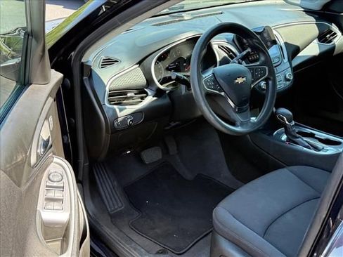 Used 2023 Chevrolet Malibu LT FWD image 10