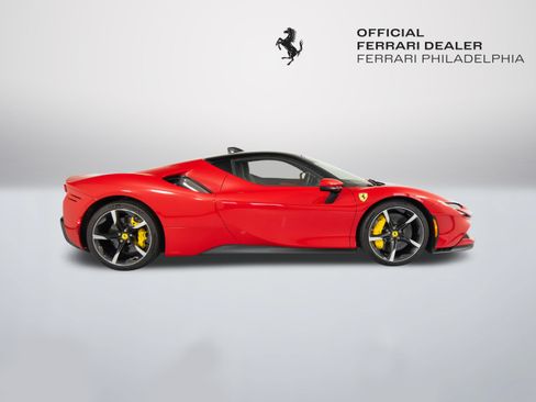 Certified 2022 Ferrari SF90 Stradale AWD/4WD image 8