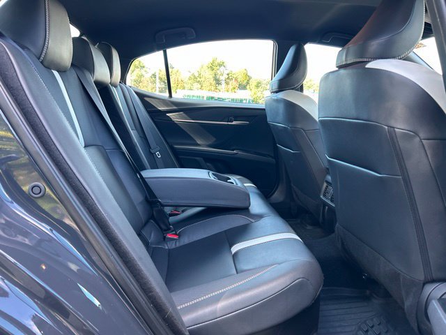 Used 2025 Toyota Camry SE AWD/4WD image 36