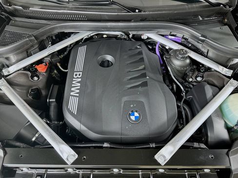 New 2027 BMW X7 xDrive40i w/ Executive Package AWD/4WD image 13