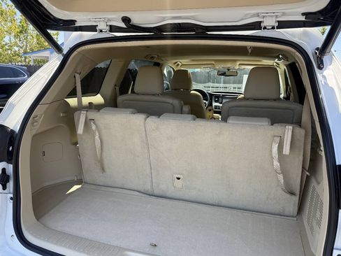 Used 2015 Toyota Highlander XLE AWD/4WD image 17