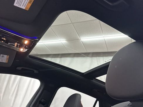 Used 2026 Mercedes-Benz GLC 300 image 19