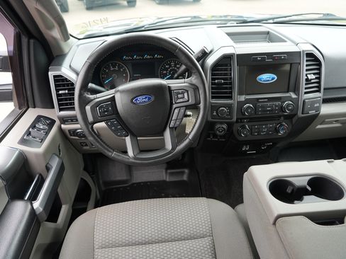 Used 2018 Ford F150 XLT w/ Equipment Group 302A Luxury AWD/4WD image 20