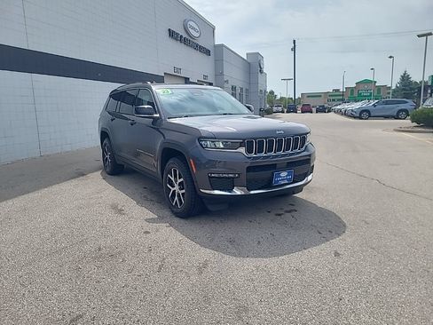 Used 2023 Jeep Grand Cherokee L Limited AWD/4WD image 9