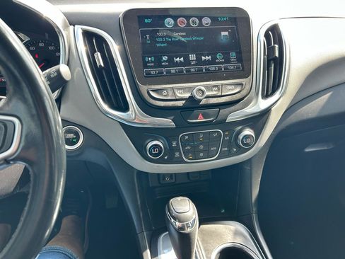 Used 2018 Chevrolet Equinox LT w/ Sun & Infotainment Package image 4