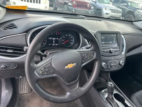 Used 2016 Chevrolet Malibu LS FWD image 6