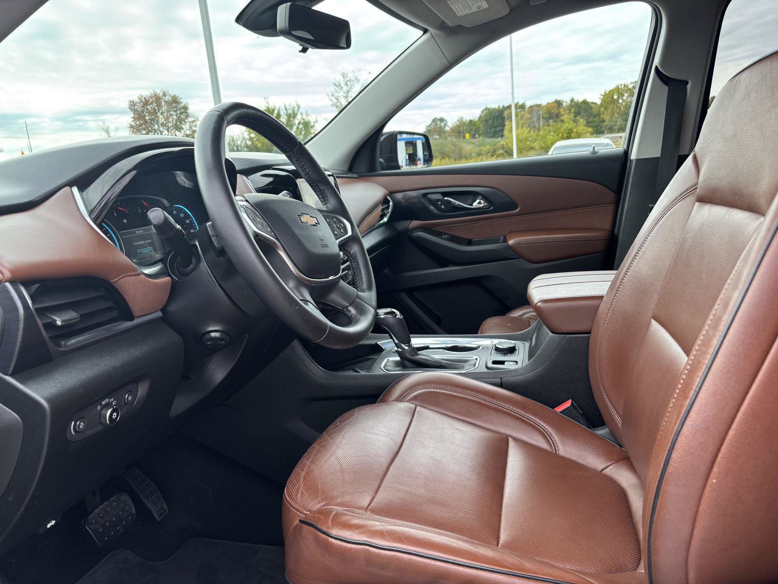Used 2018 Chevrolet Traverse High Country AWD/4WD image 14