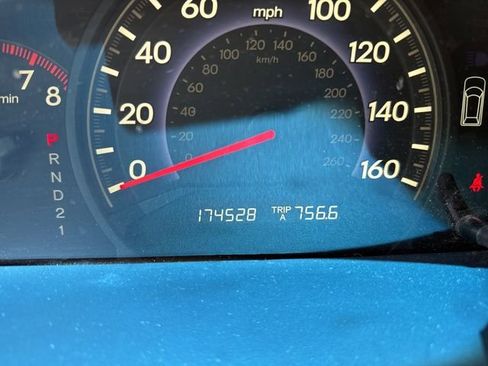 Used 2010 Honda Odyssey EX-L image 2