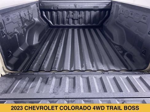 Certified 2023 Chevrolet Colorado Trail Boss w/ Technology Package AWD/4WD image 14