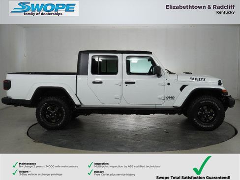 New 2026 Jeep Gladiator Willys image 2