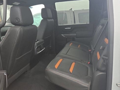 Used 2023 GMC Sierra 2500 AT4 w/ Gooseneck/5TH Wheel Package image 6