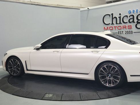 Used 2022 BMW 750i xDrive w/ Executive Package AWD/4WD image 8