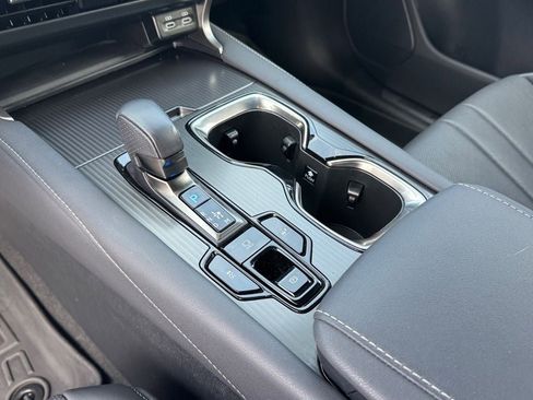 Used 2024 Lexus RX 500h F Sport w/ Convenience Package image 21