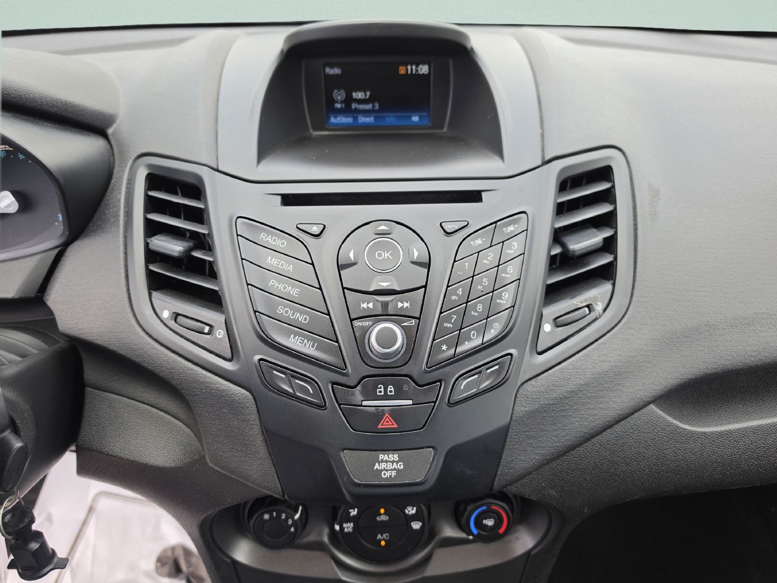 Used 2018 Ford Fiesta S FWD image 23